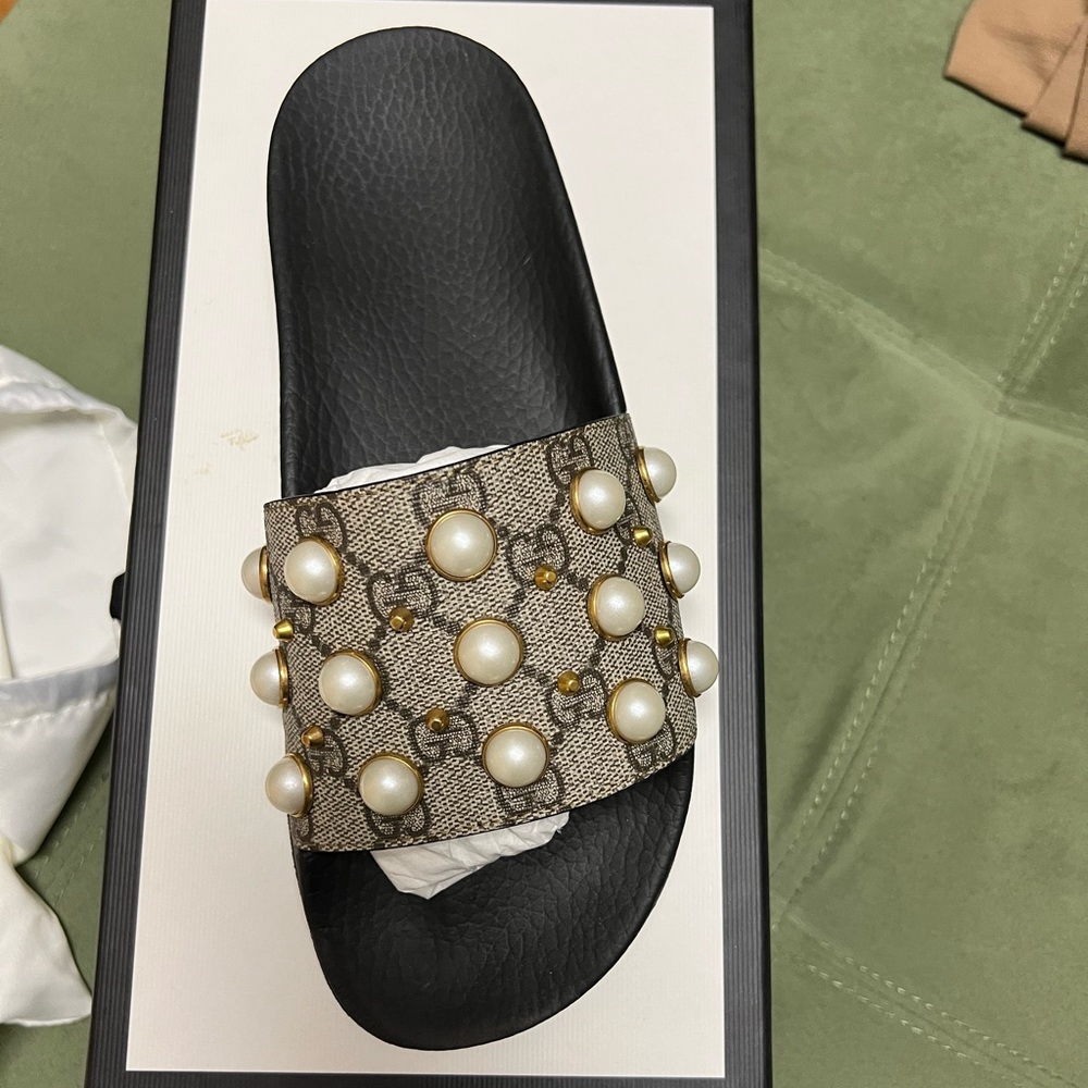 Gucci slides with pearl beads on top Bedazzled!!, like new